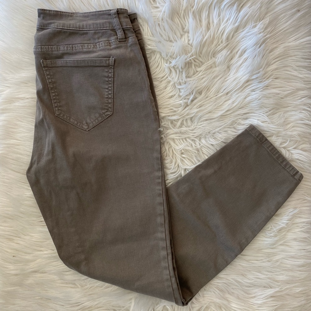 Olive mid-rise stretch skinny jeans